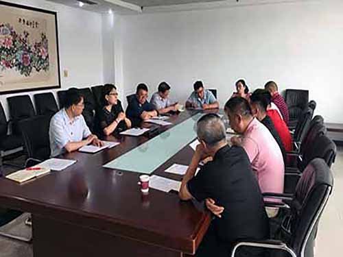 WayTong Building Materials engineering and production team at FRP manufacturing facility