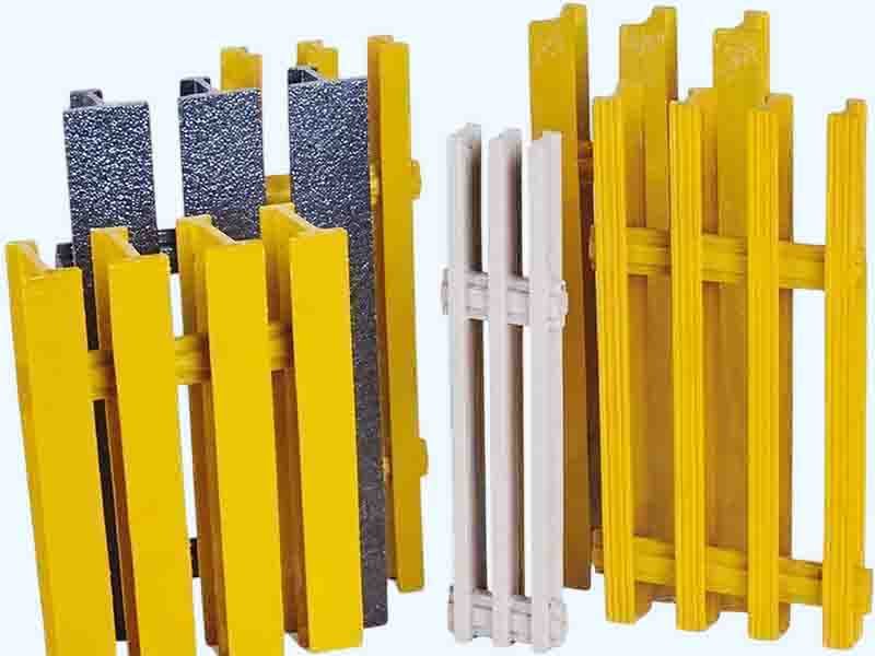 Pultruded FRP grating with open bar‑type construction and UV‑stabilised resin by WayTong Building Materials