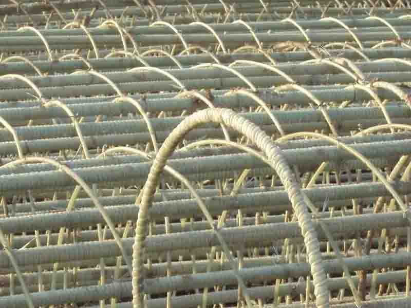 OEM GFRP rebar with ribbed surface finish manufactured by WayTong Building Materials for a project‑specific diameter